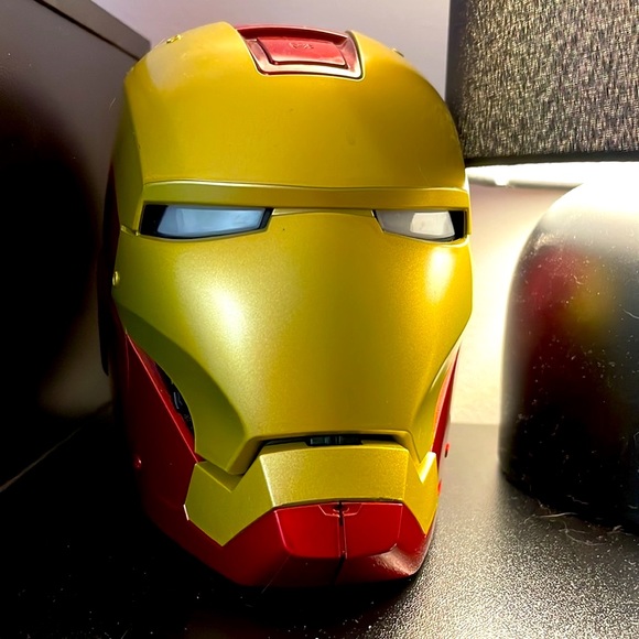 She Who Will Rise - Picture 1 of 1